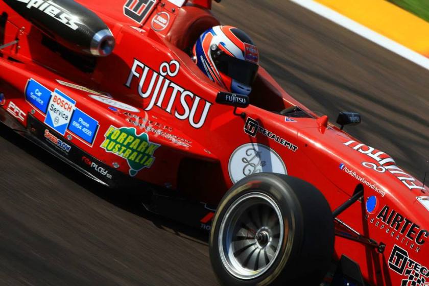 Todd Hazelwood in the Fujitsu Racing F304. Photo by Dirk Klynsmith